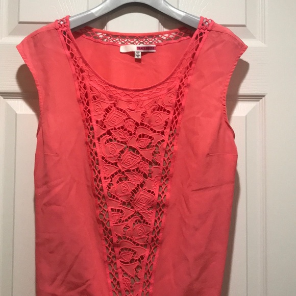 BNWOT TRACY REESE SILK TOP WITH CUT OUT DESIGN MED - Picture 3 of 8